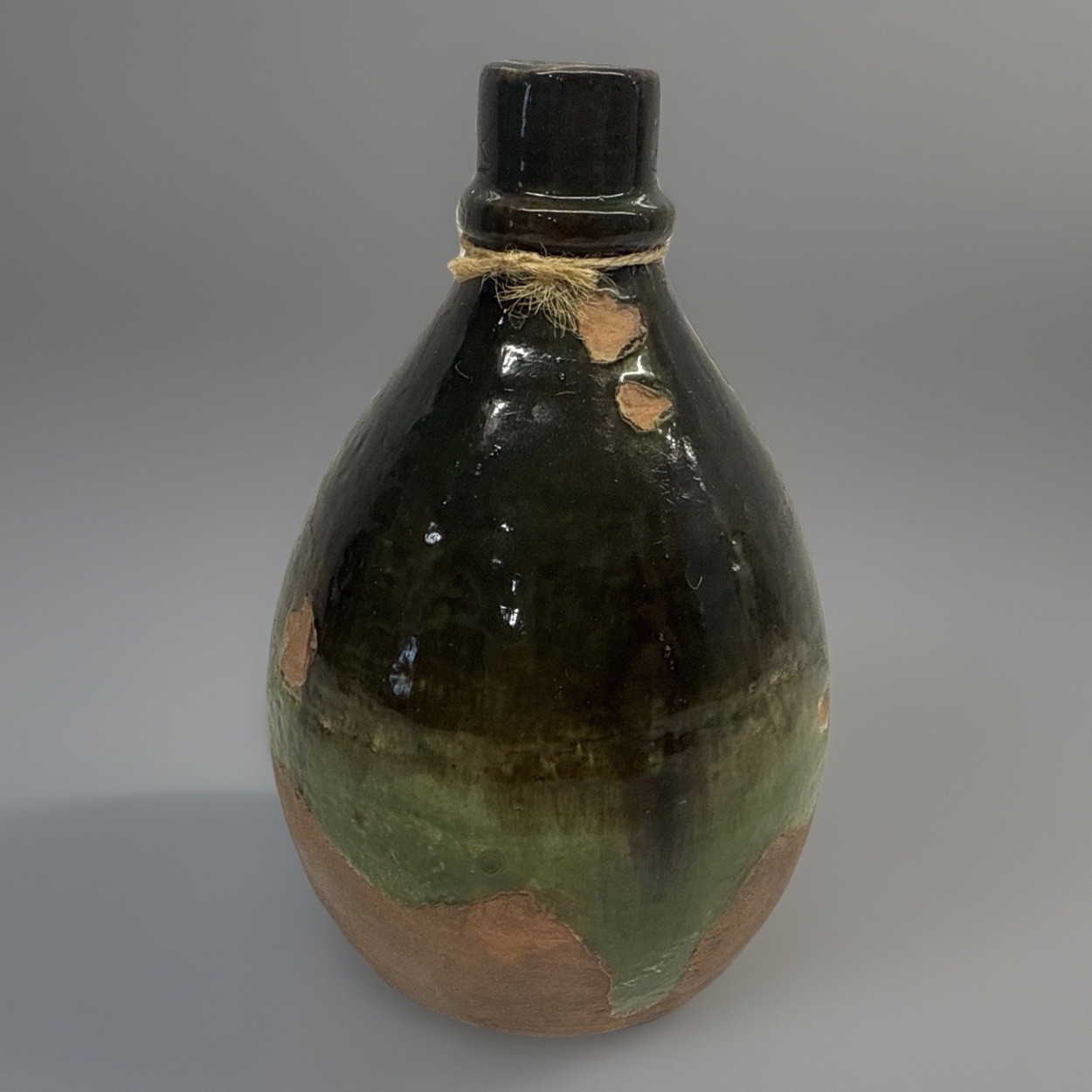 Pottery Barn Vase – Sicily Collection- Hand-Thrown Ceramic Earth tones 6 x 4 in
