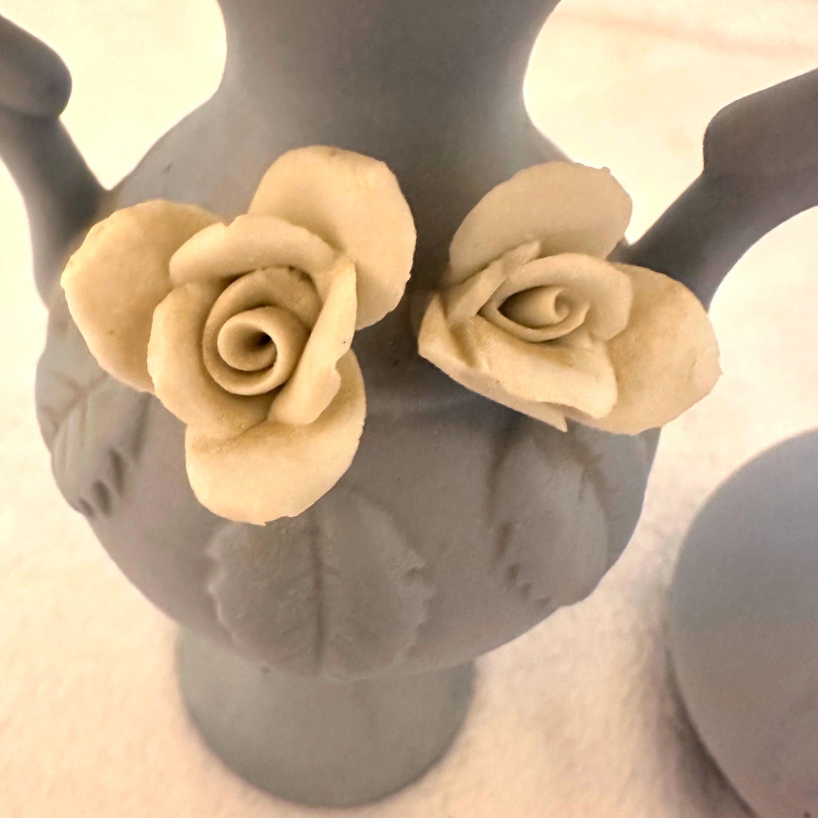 Flambro Bud Vase St Blue Good Matte Rose Detail Ceramic Decor Chip Rose Leaf Vtg
