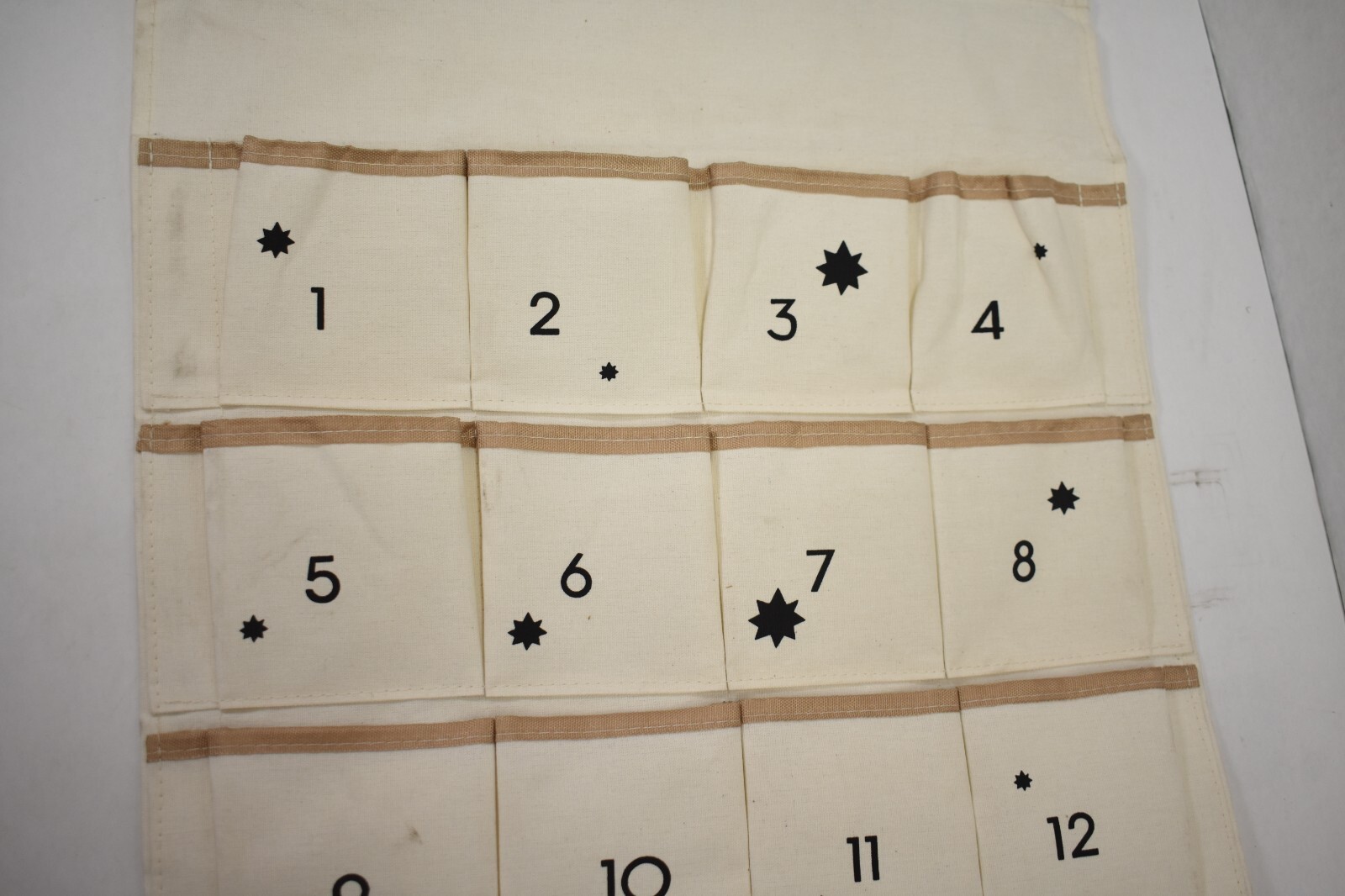 Wall/Door Mounted Calendar Pouches 24 Days Of Christmas Natural Canvas Decor