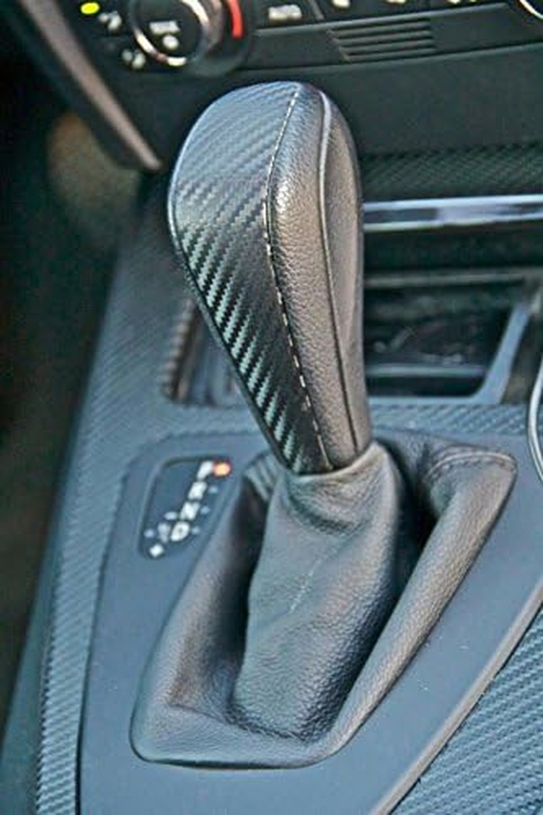VViViD XPO Gunmetal Grey Carbon Fiber 5 Feet x 1 Foot Car Wrap Vinyl Roll wit…