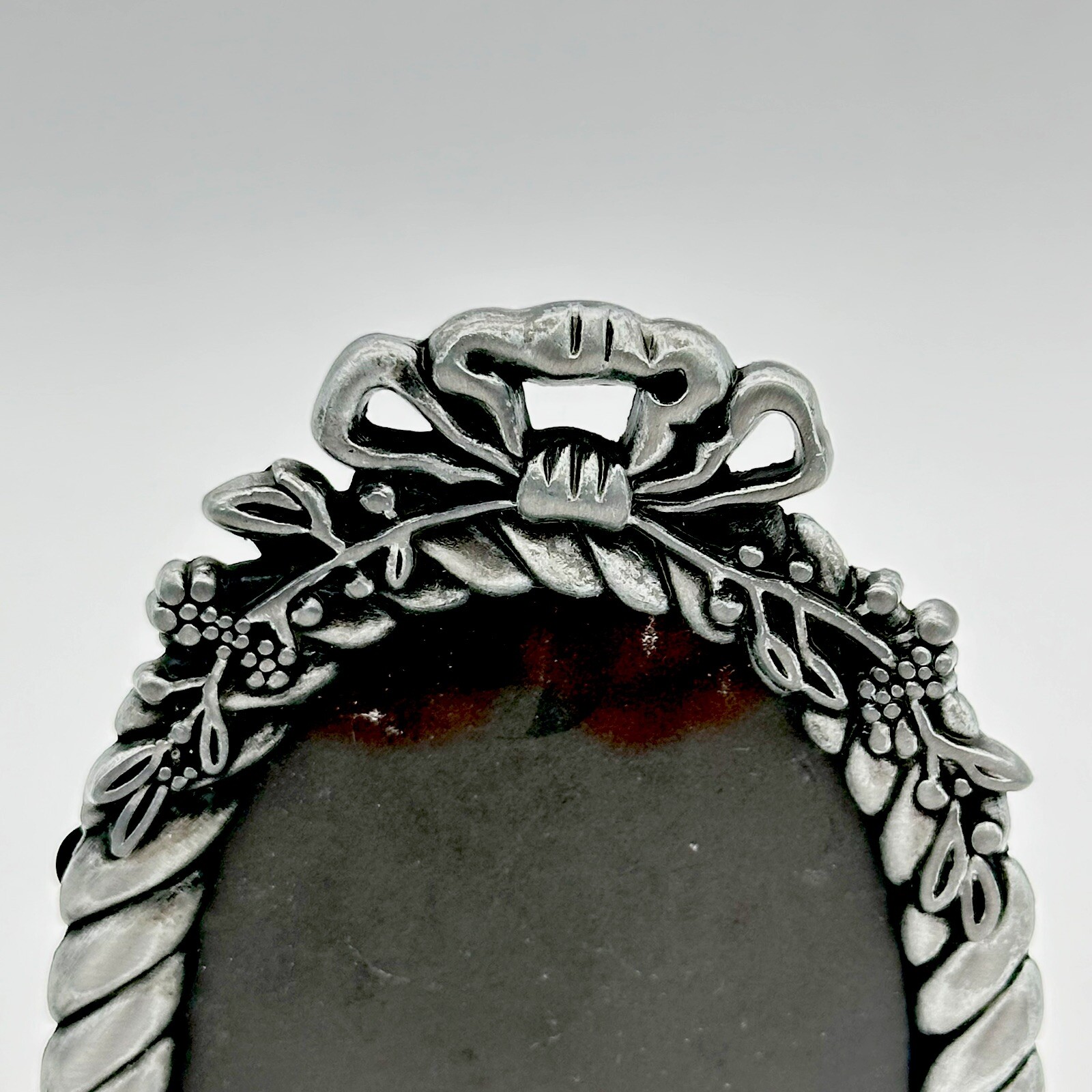 Oval Pewter Picture Frame Photo Size 3.25 X 2 Inch Free Standing Clear Glass