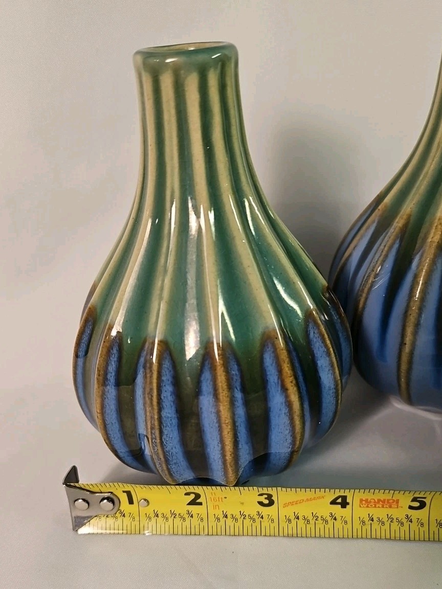 Pier 1 Ribbed Bud Vases 6.5 Green Blue Brown Set Of 3 Centerpiece Home Decor NEW