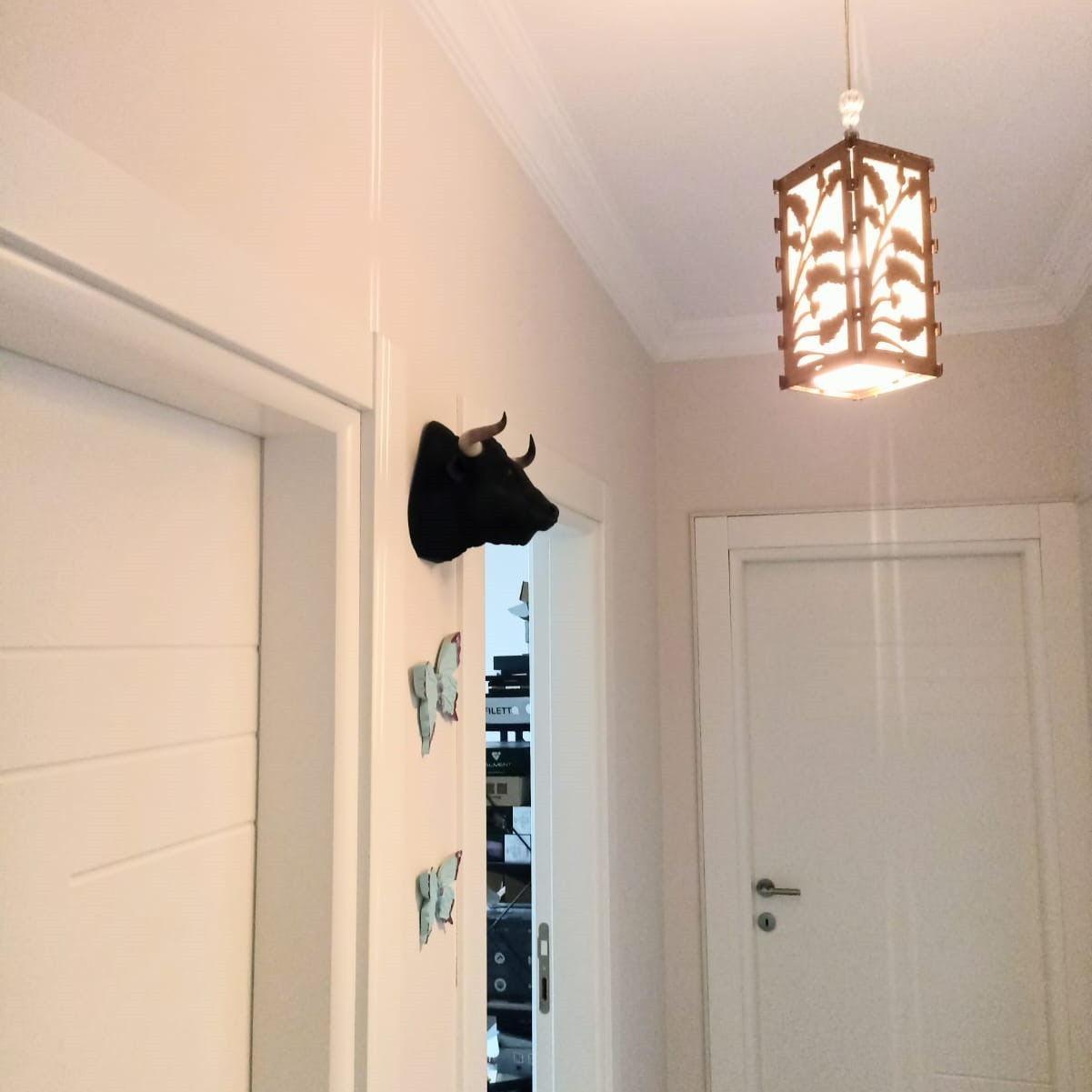Faux Taxidermy Bull Head Wall Mount | Rustic Man Cave Decor | Farmhouse Gif