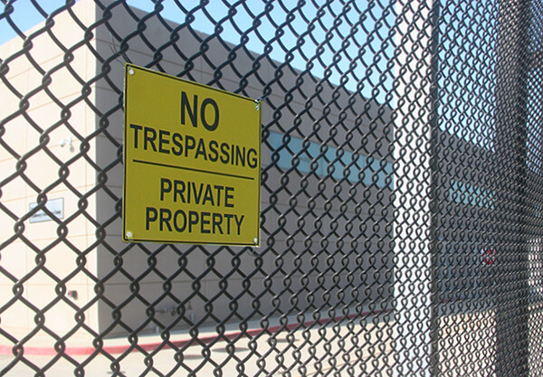 NO TRESPASSING – PRIVATE PROPERTY Sign : Solid Metal Aluminum Weatherproof Signs