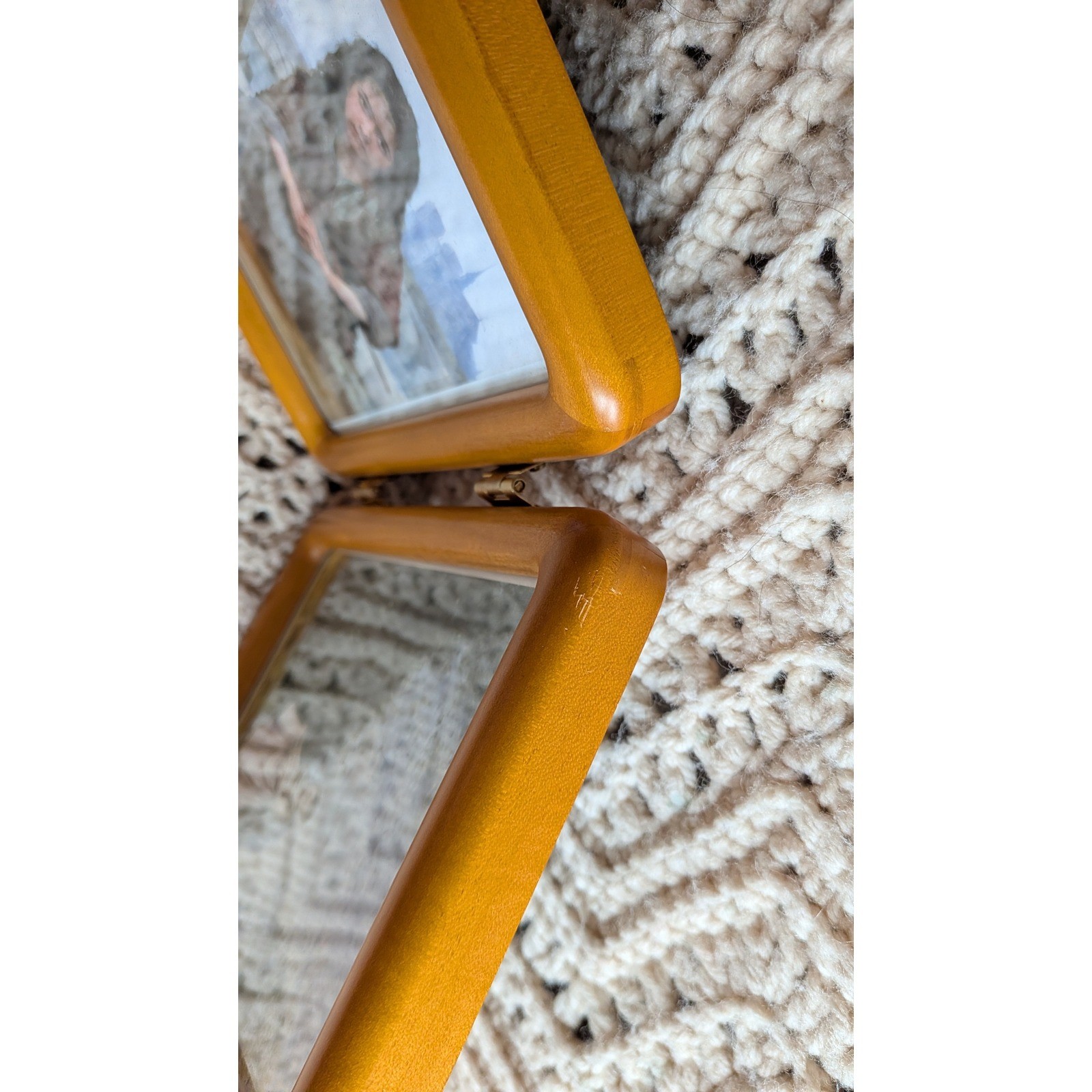 Vintage Wood Folding Double Picture Frame Bouguereau Corot Art Prints 8×5.5