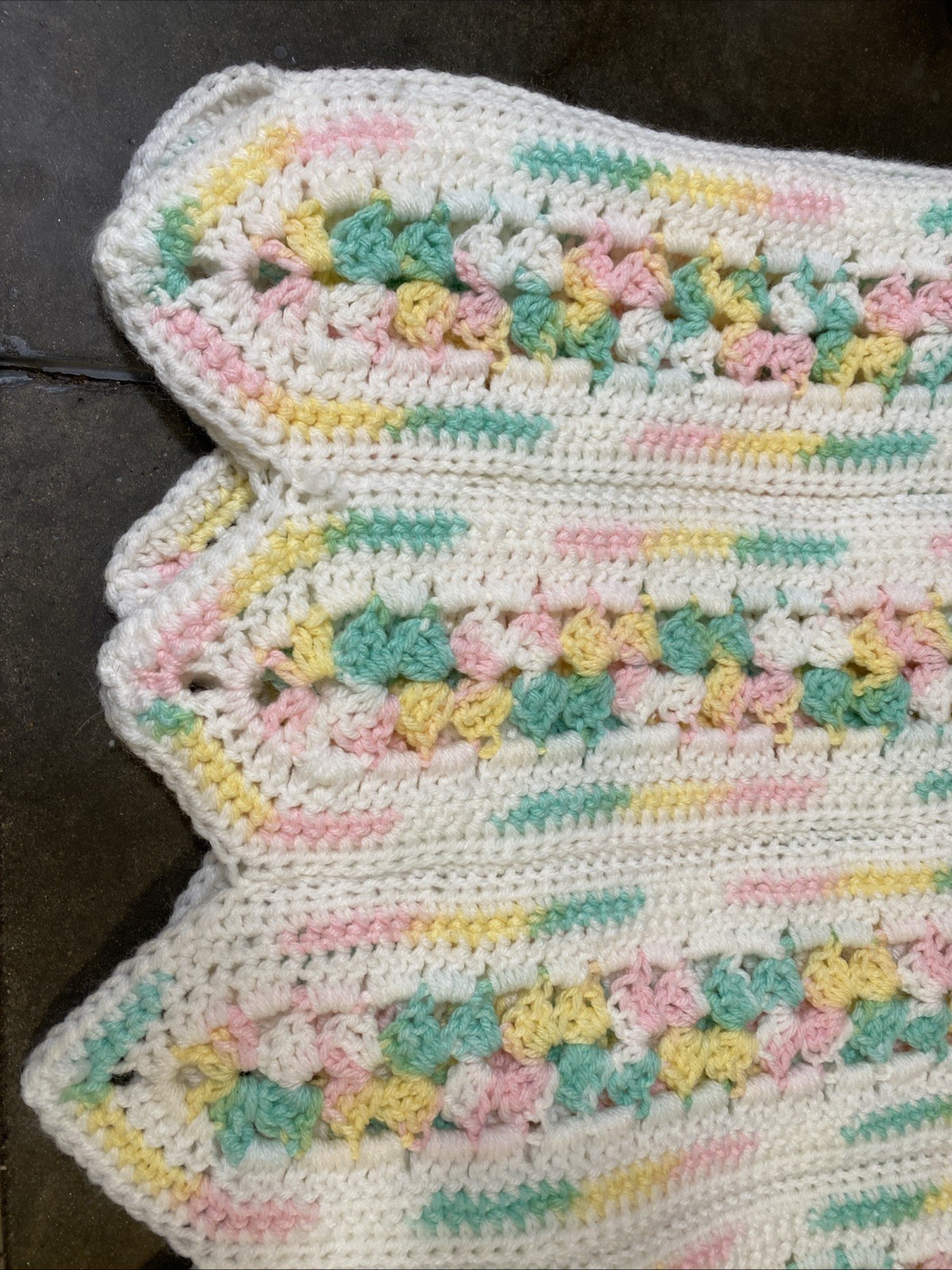 Afghan/Throw Blanket Hand Crochet/Knit Colorful Pastel Pattern 61×39 in