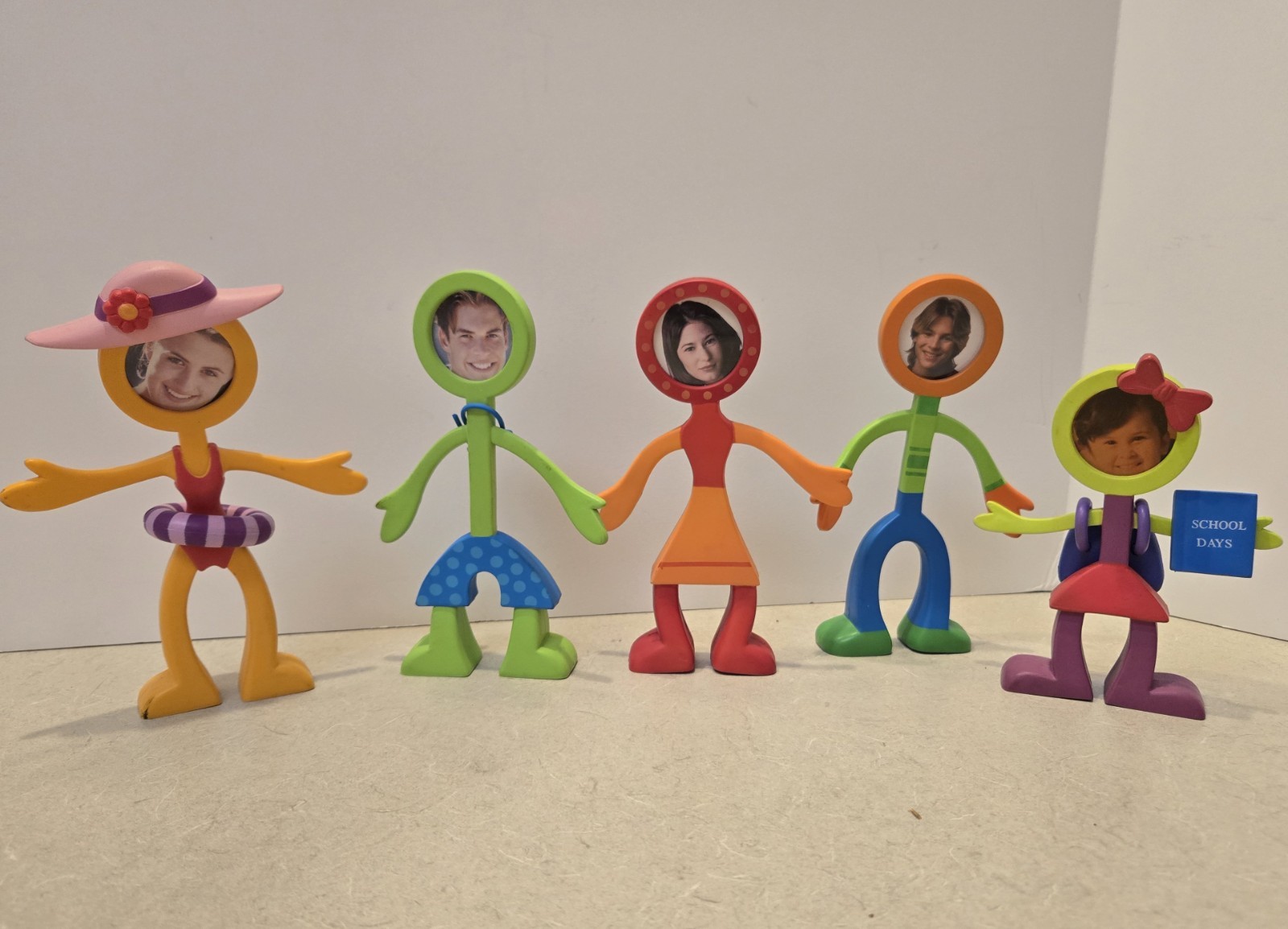 5 Vintage CBS DESIGNS FLEXO Buddies Bendable Photo Frame Family Kids Adults