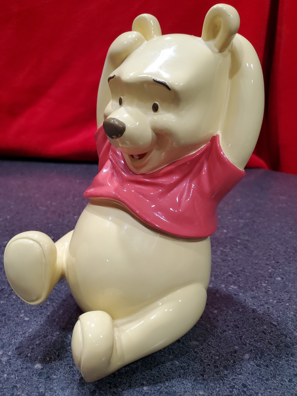 Disney Winnie the Pooh 2009 Novelty Coin Bank excellent condition