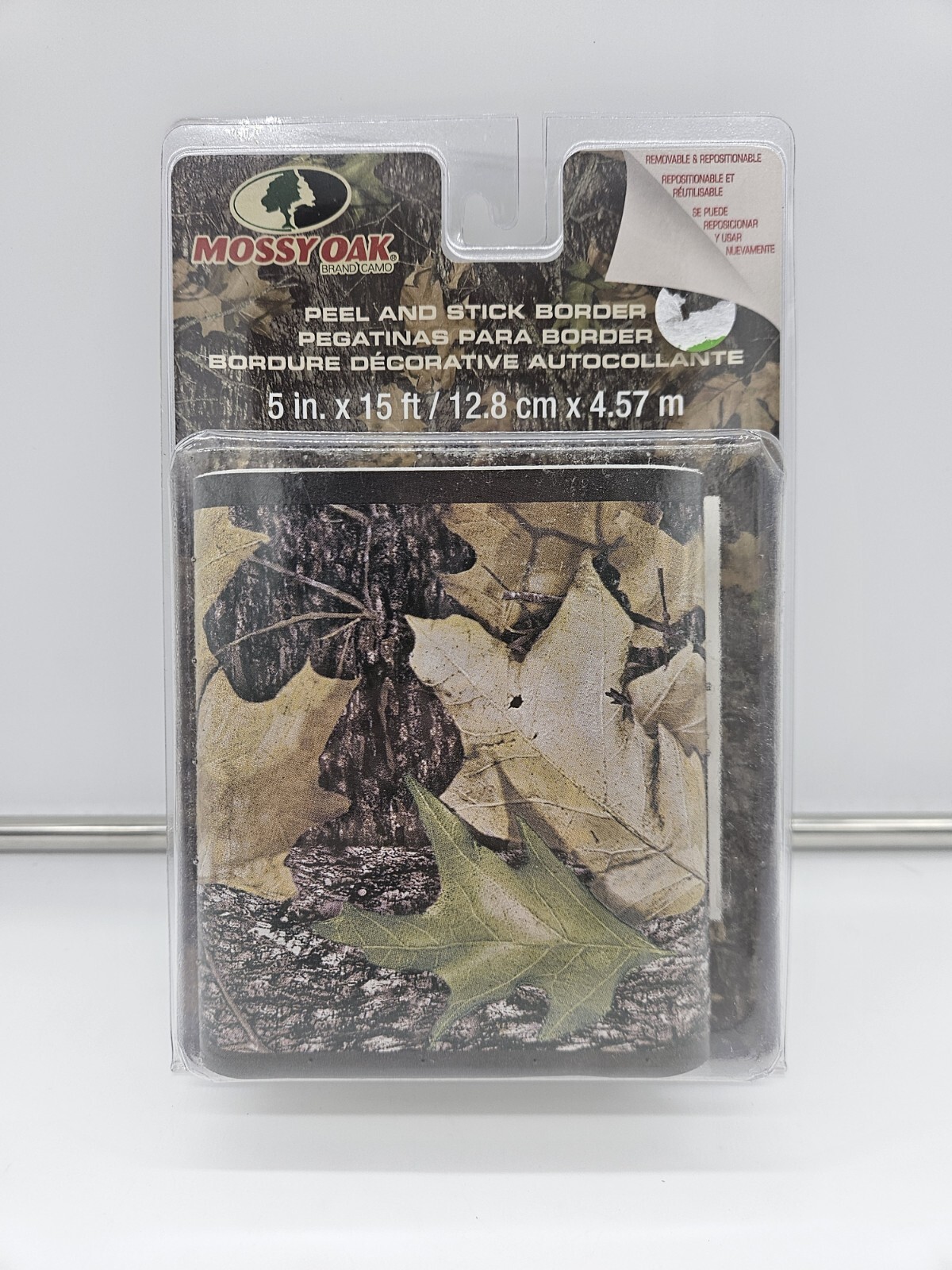 Mossy Oak Leaf Camouflage Wall Border Hunting Camo Cabin Peel & Stick Vinyl Art