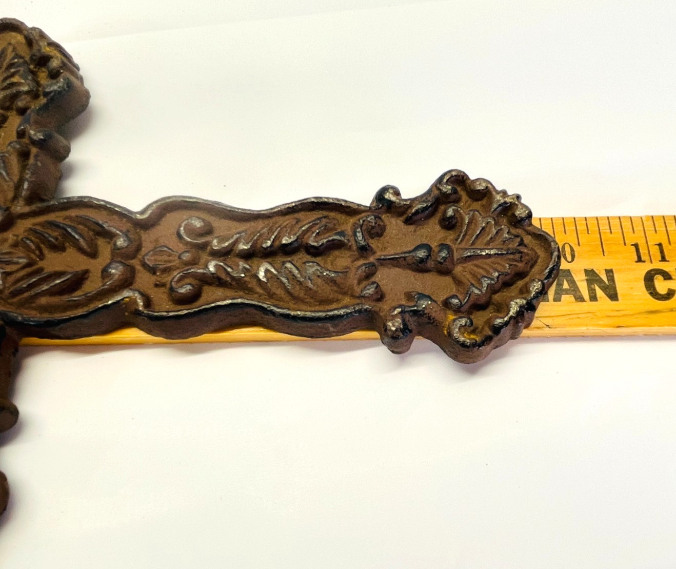 Antique-Style Decorative Rustic 10″ Wall Hanging Cast Iron Cross Gothic Christia