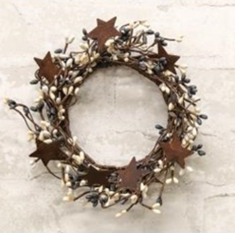 Farmhouse Pip Berry Candle Ring /Wreath w/Rusty Stars – Gray Cream White