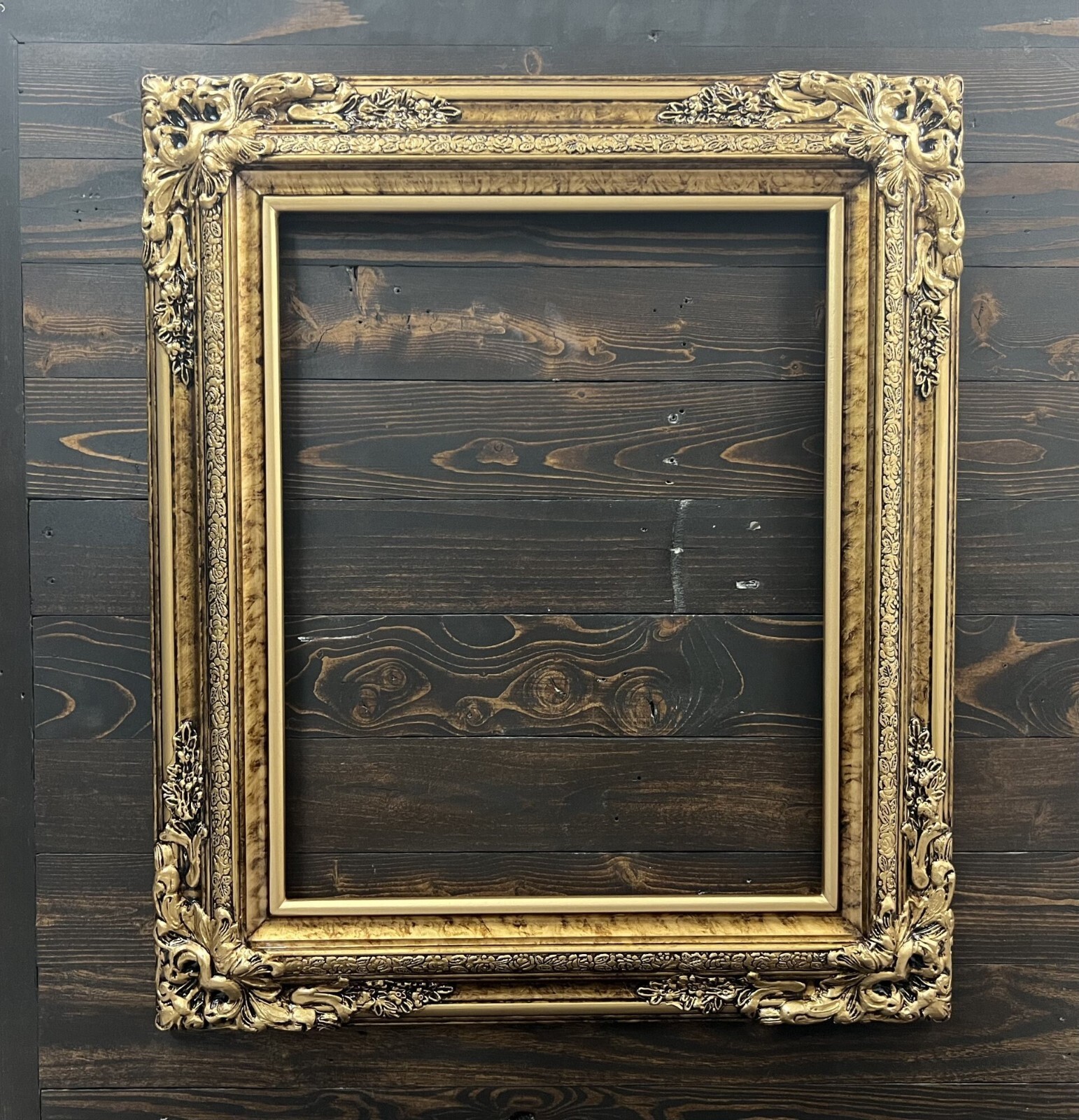 16 X 24 In stock ready to ship,compo XL ornate corners wood frame, marble gold