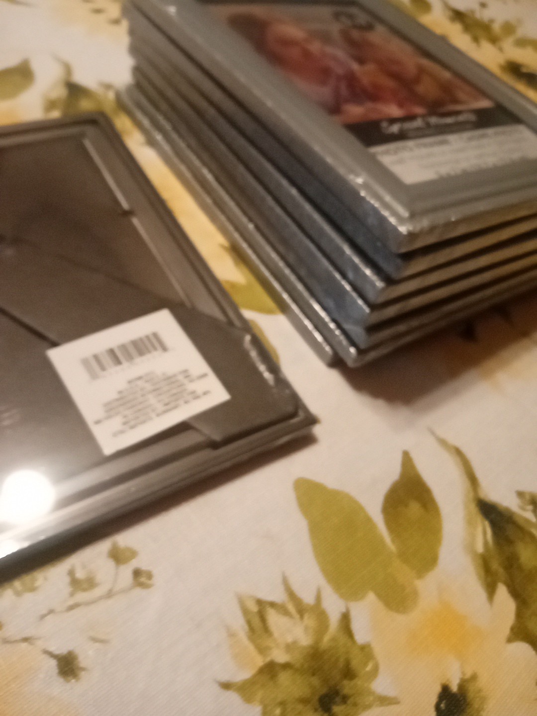 8 Photo Frames Grey Plastic Wall Hanging Or Table Top New In Plastic Wrap