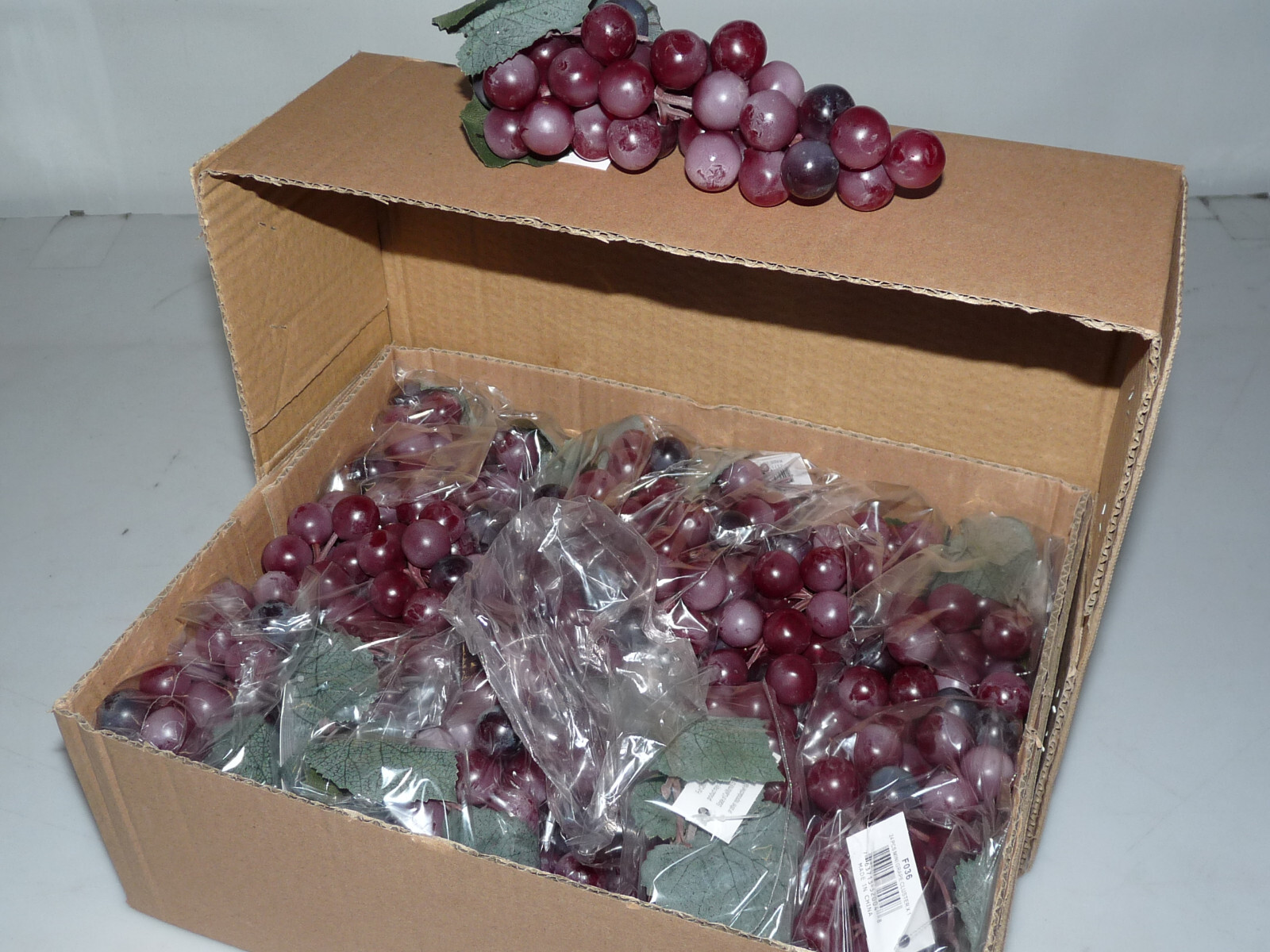 24-PACK LOT Artificial Grape Bunch 6-inch Burgundy Cluster Uvas Case Dozen 10 20