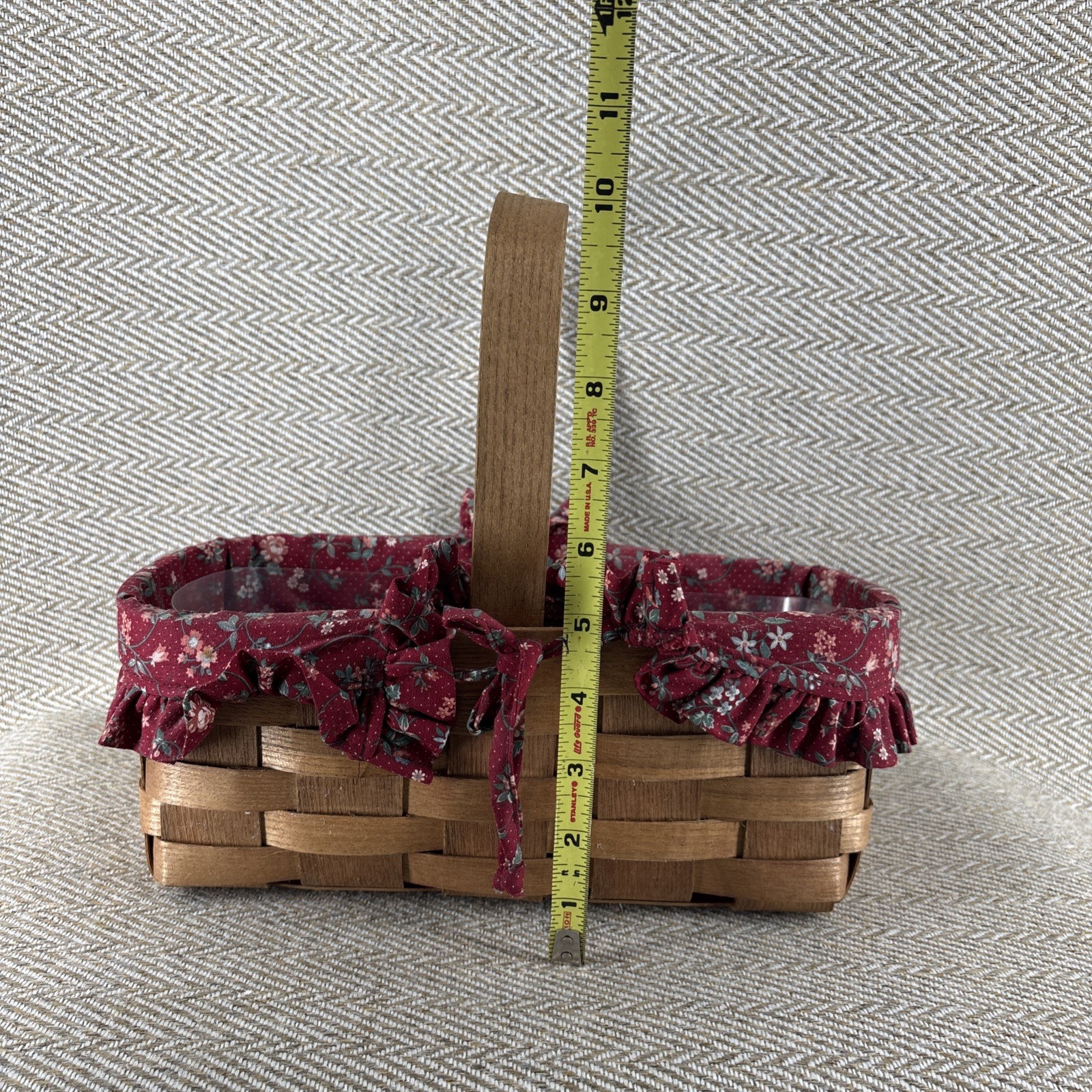 Peterboro Basket Co Woven Basket With Floral Fabric Liner Handle And Protector