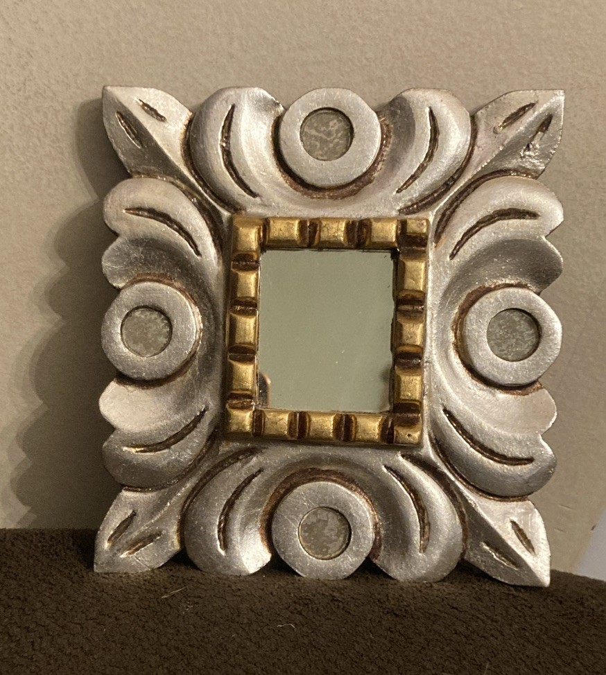 VTG GOLD & SILVER ACCENT MIRROR , CARVED PERUVIAN COLONIAL STYLE , 6 X 6