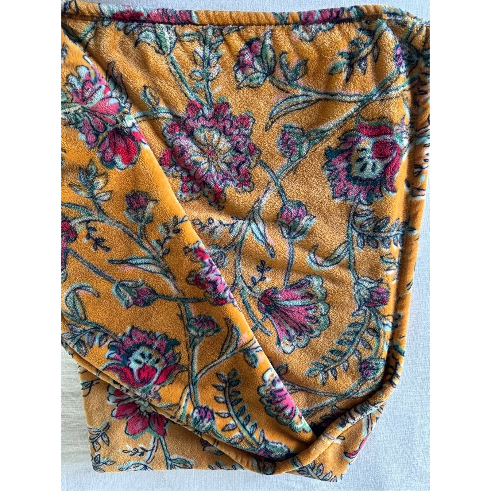 Oversized Printed Gold Floral Primalush Throw Blanket – Target Threshold