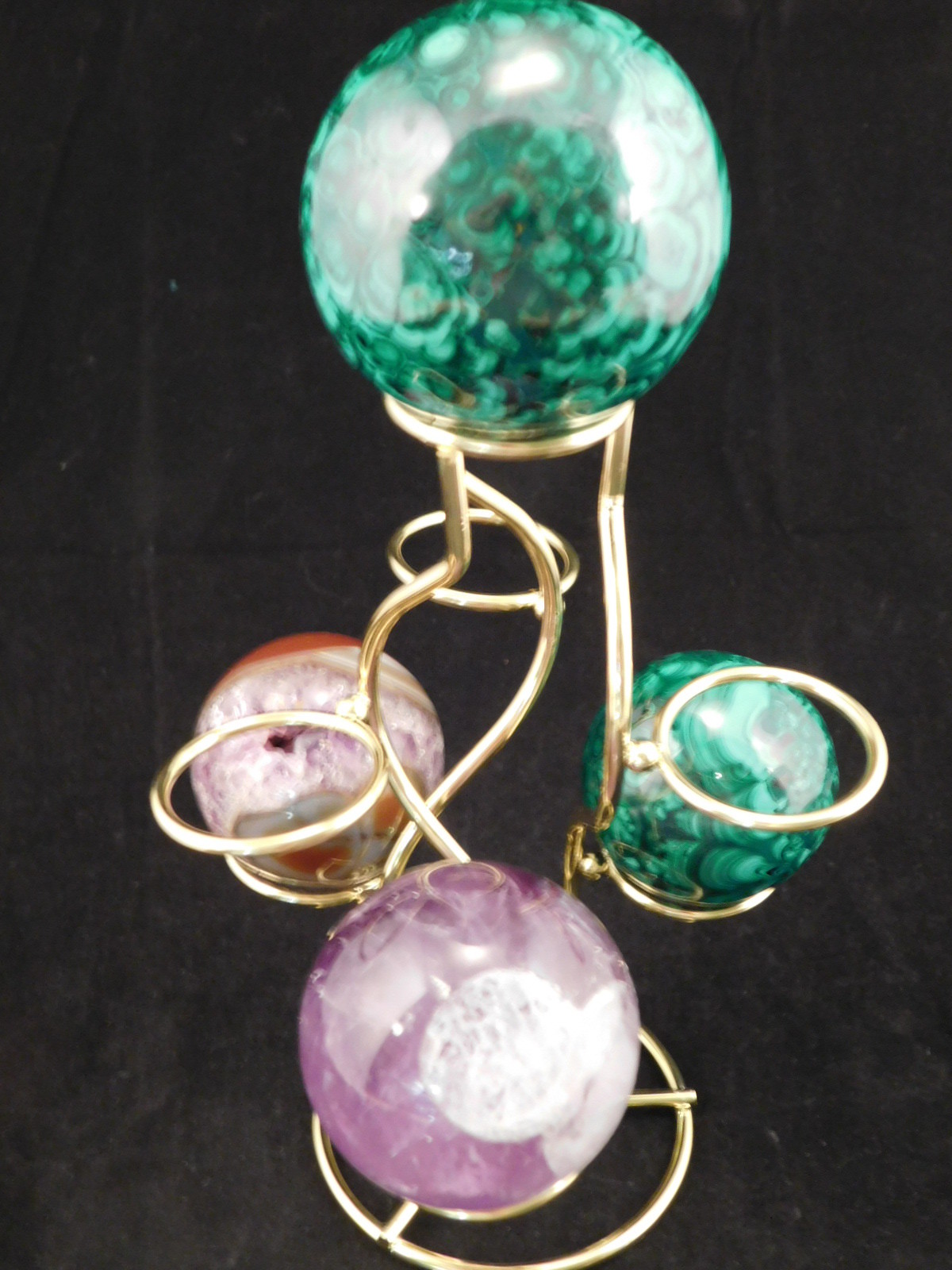 SEVEN! Sphere Display Stand Metal Medium Size Gold Color