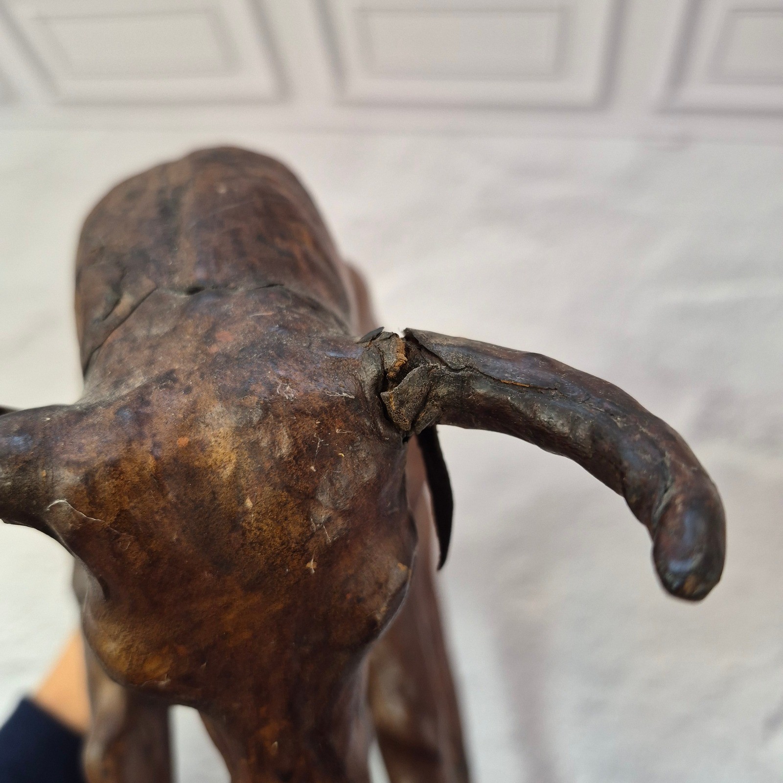 Vintage Handmade Leather Bull Sculpture Western Art Animal Figure 16″ Long