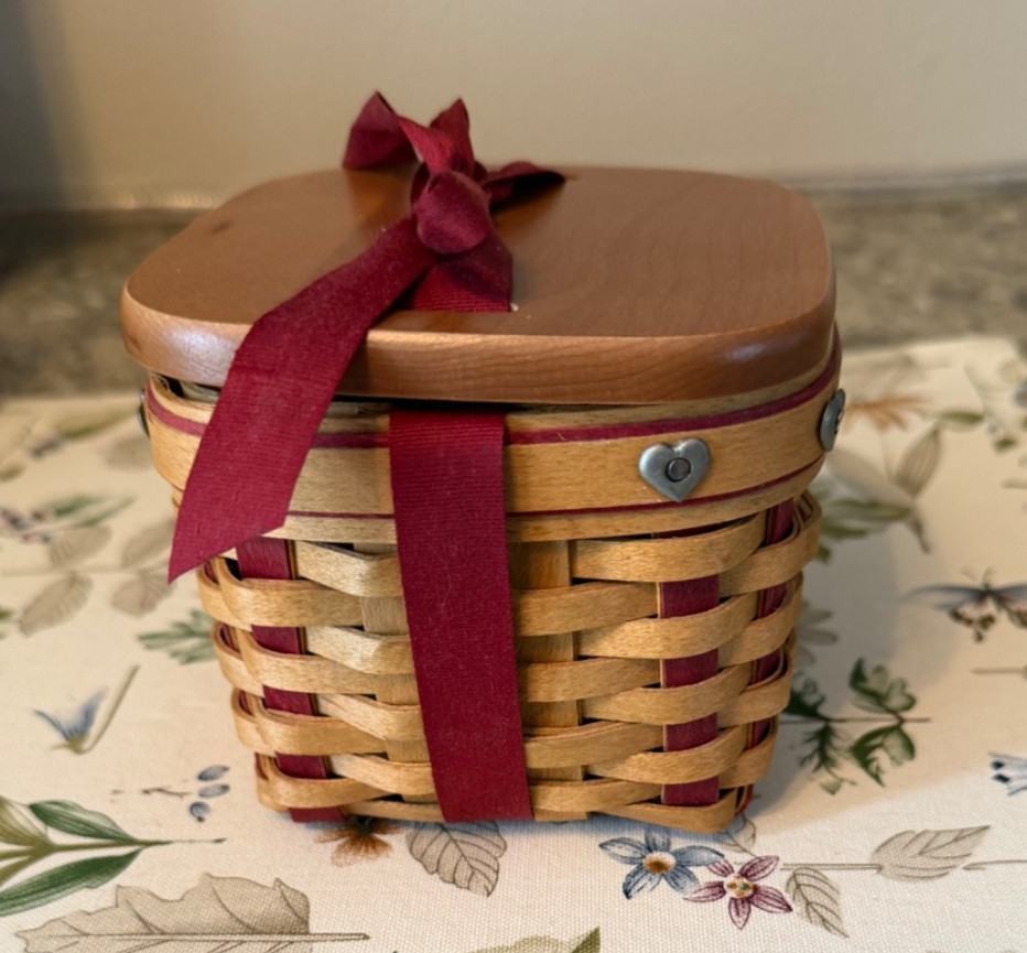 Longaberger 2002 Sweetest Gift Small Basket Combo ~ BLPL tie on #2