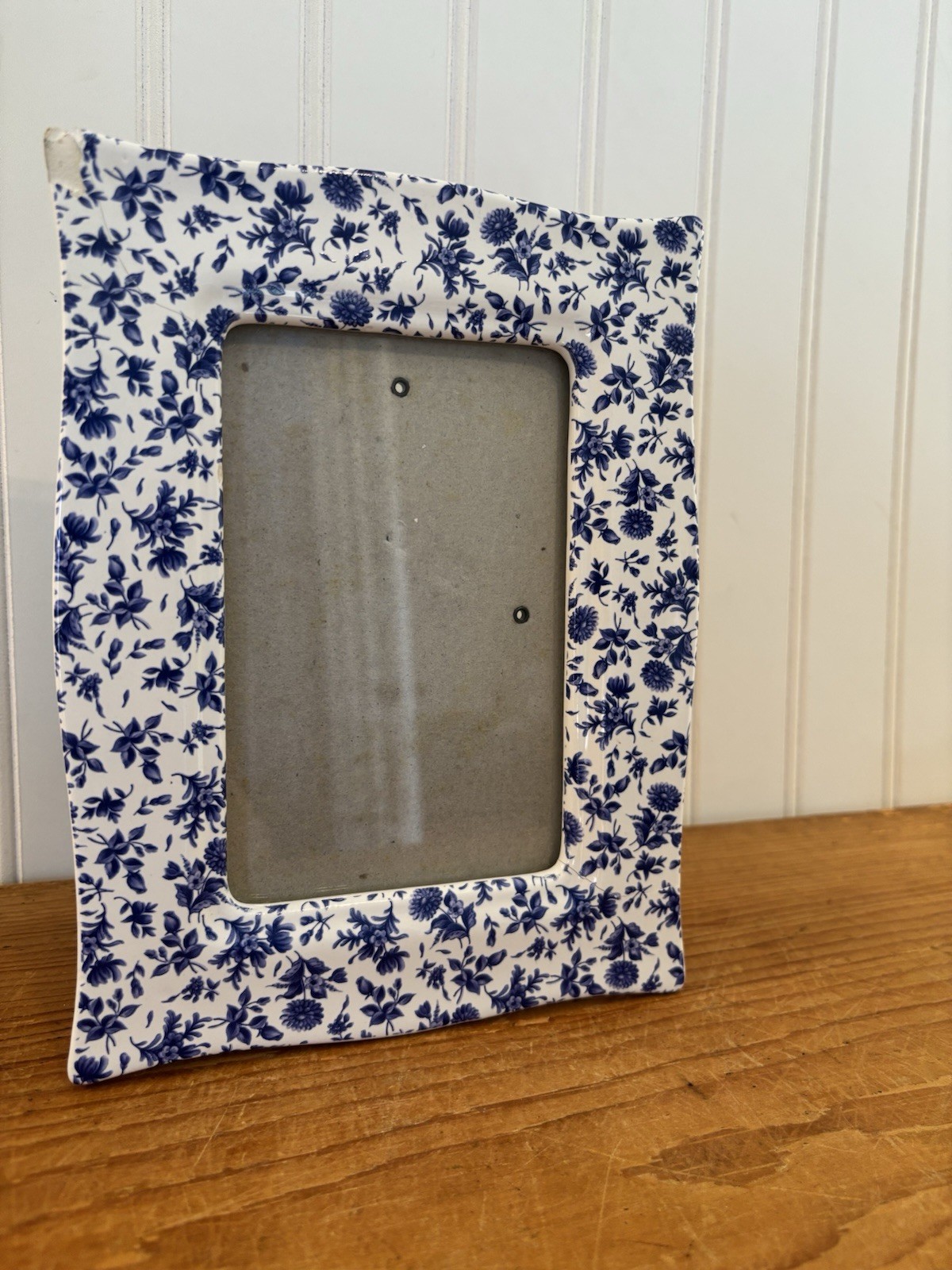 Vintage Ceramic Picture Frame 8.5×6.5 White W/Small Blue flowers Cottagecore