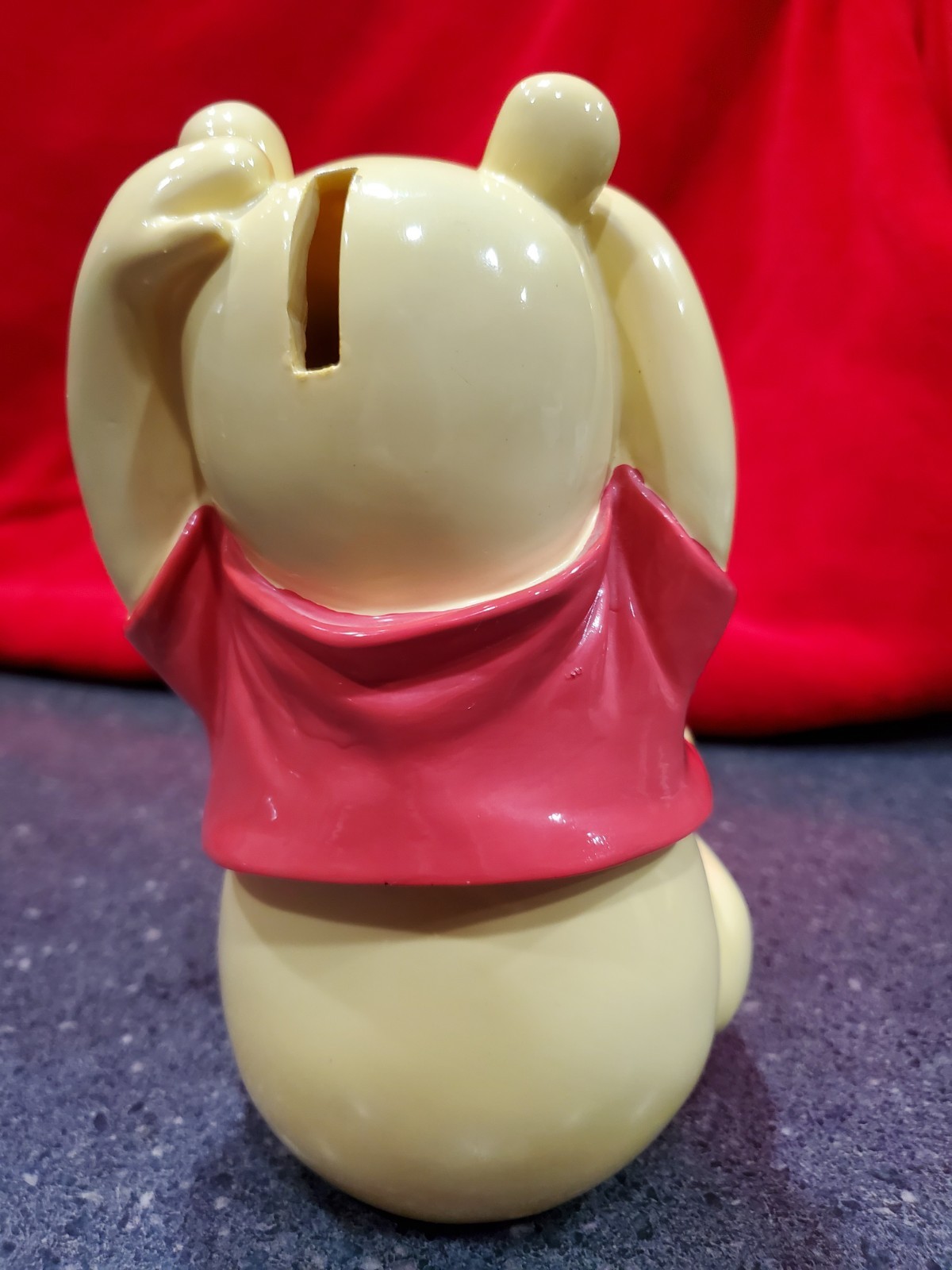 Disney Winnie the Pooh 2009 Novelty Coin Bank excellent condition
