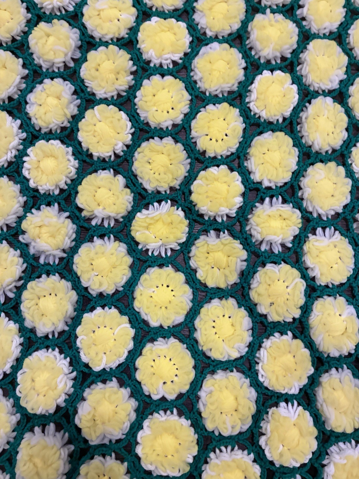 Vintage Daisy 3D Crochet Handmade Afghan Throw Blanket Pillow Kitschy Grannycore