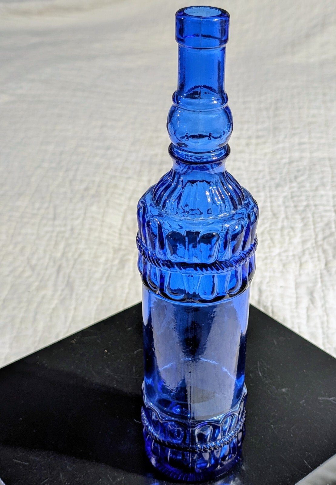 Decorative Blue Glass Bottle Embossed Rope Design Home Decor 12″ Collectible Vtg