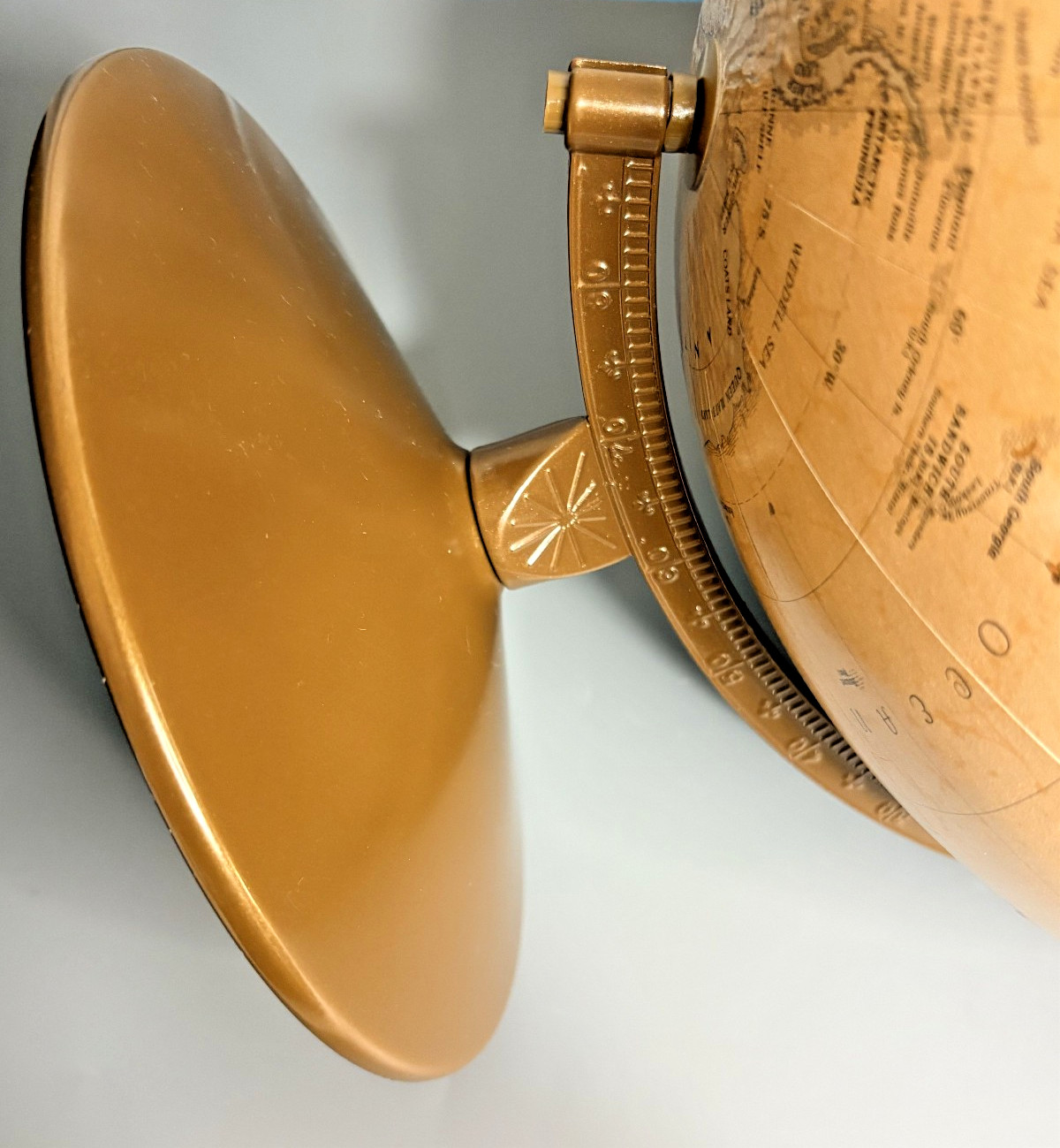 Vintage Replogle 12″ World Classic Series Globe Desktop Tabletop Atlas Map