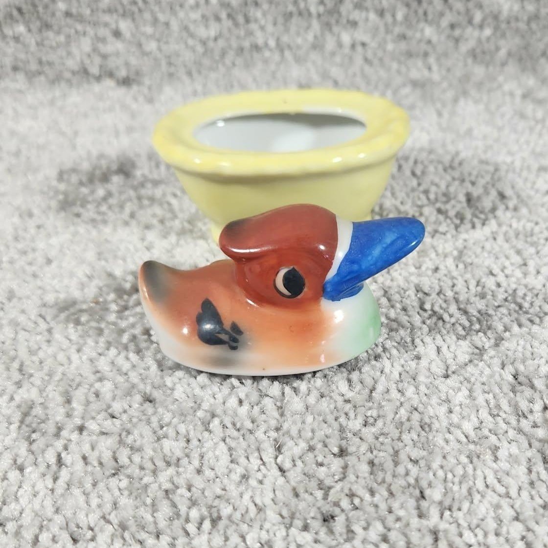 Vintage Duck in Wash Tub Trinket Box Yellow Japan Ceramic Miniature