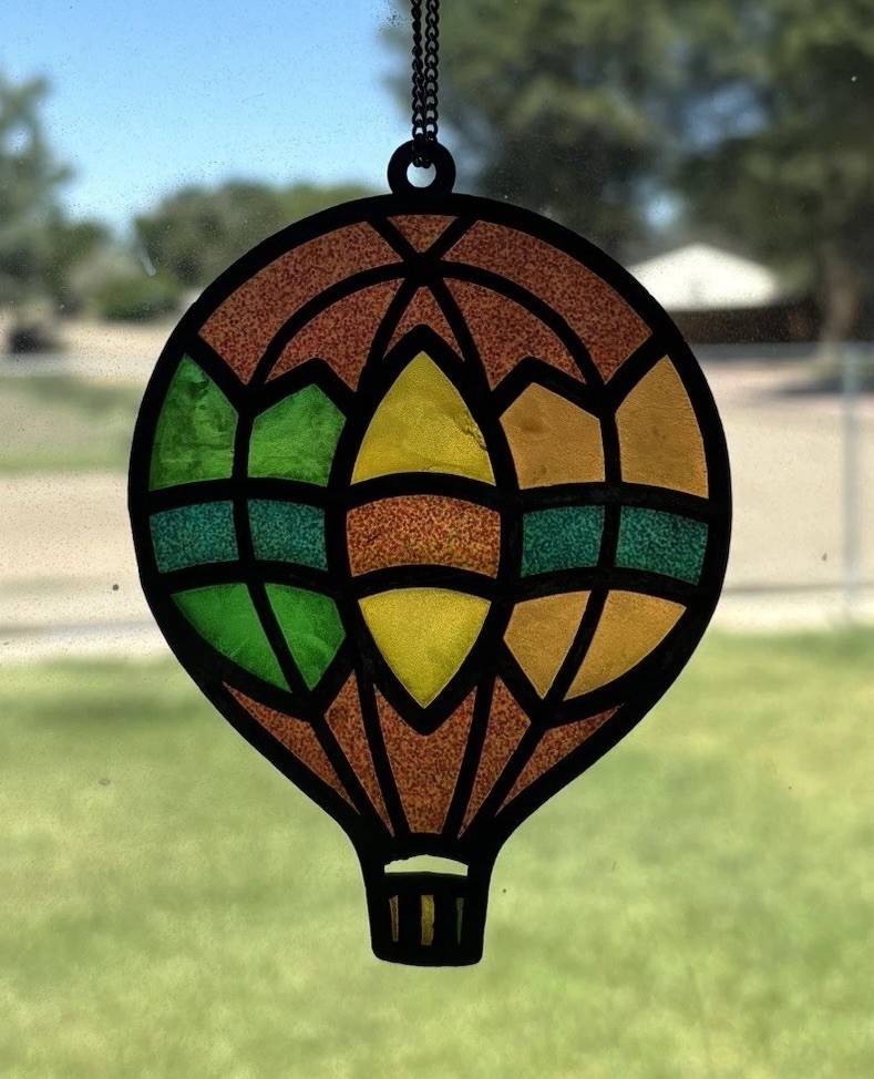 Vintage Handmade Suncatcher Colorful Hot Air Balloon 5″ Red Yellow w/ Hanger
