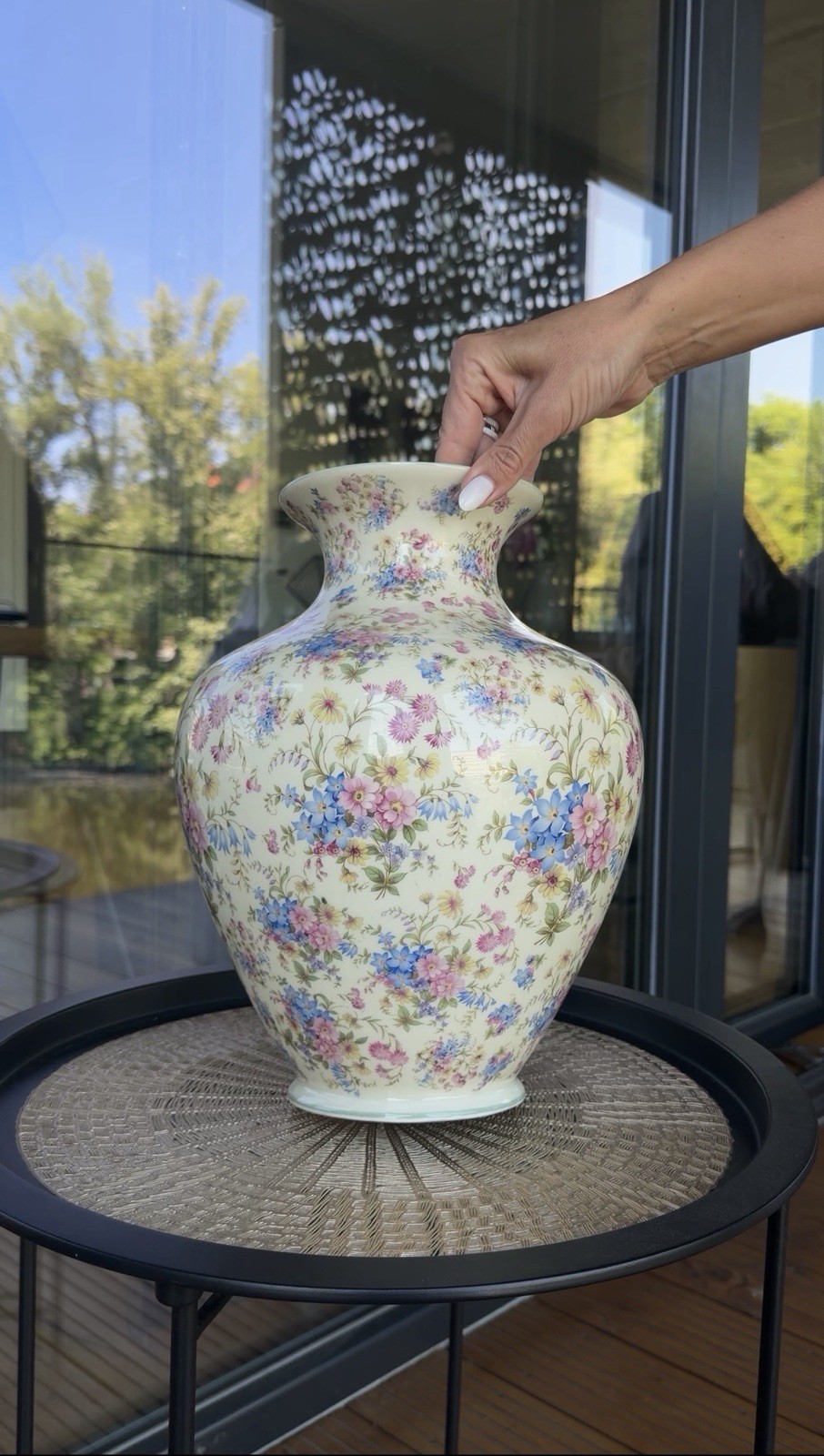 Rare Thomas Ivory Bavaria Mouson Vase, Germany U.S. Zone 1948