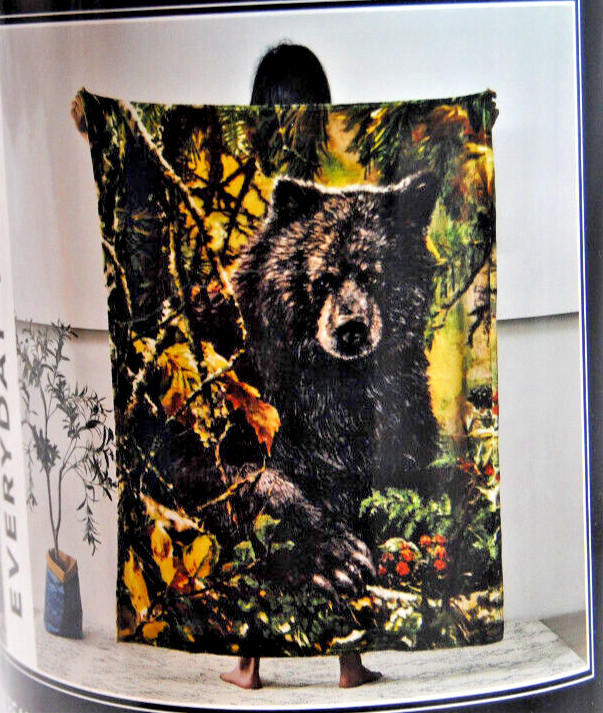 Regal Comfort Black Bear Woods Faux Fur Soft Everyday Throw 50″ x 60″ New T2246