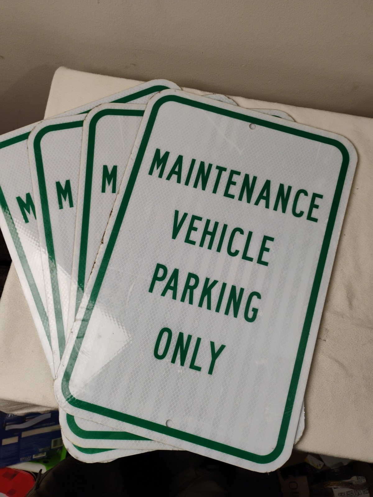 “Maintenance Vehicle Parking Only” 12″ X 18″ Reflective Signs EUC Bulk Discount