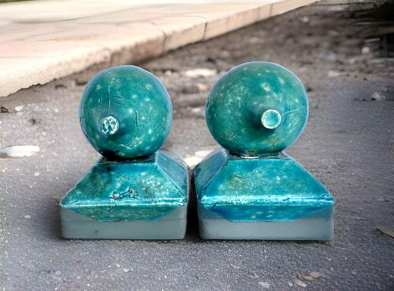 Heavy Pr Textured Turquoise Raku Ceramic Bookends Decorative Pieces 5-3/4″ Tall