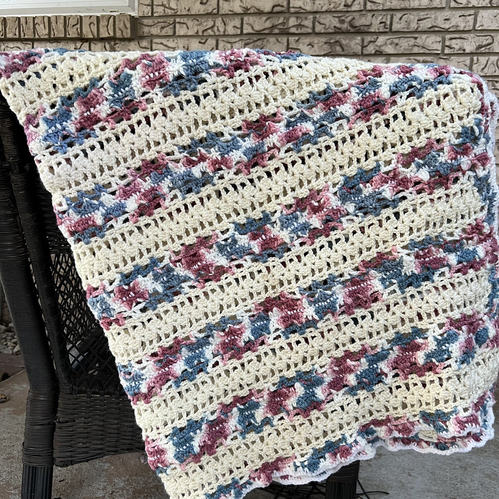 Vintage Cottagecore Crochet Throw Blanket Shabby Chic Floral Afghan 39×48